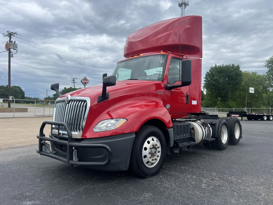 2020 International LT in Tulsa, OK