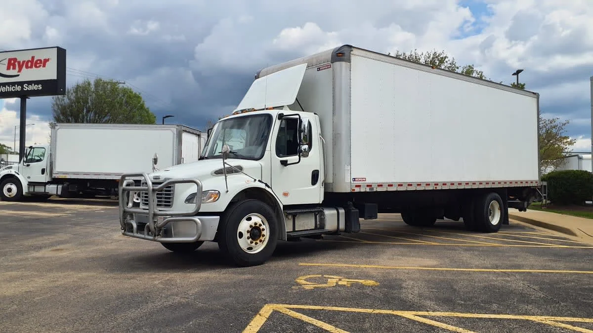 2020 Freightliner M2 106 in Bolingbrook, IL