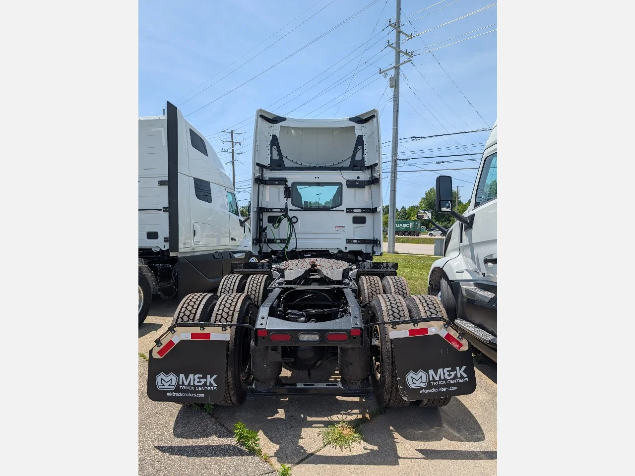 2027 Mack in Sterling Heights, MI — photo 5