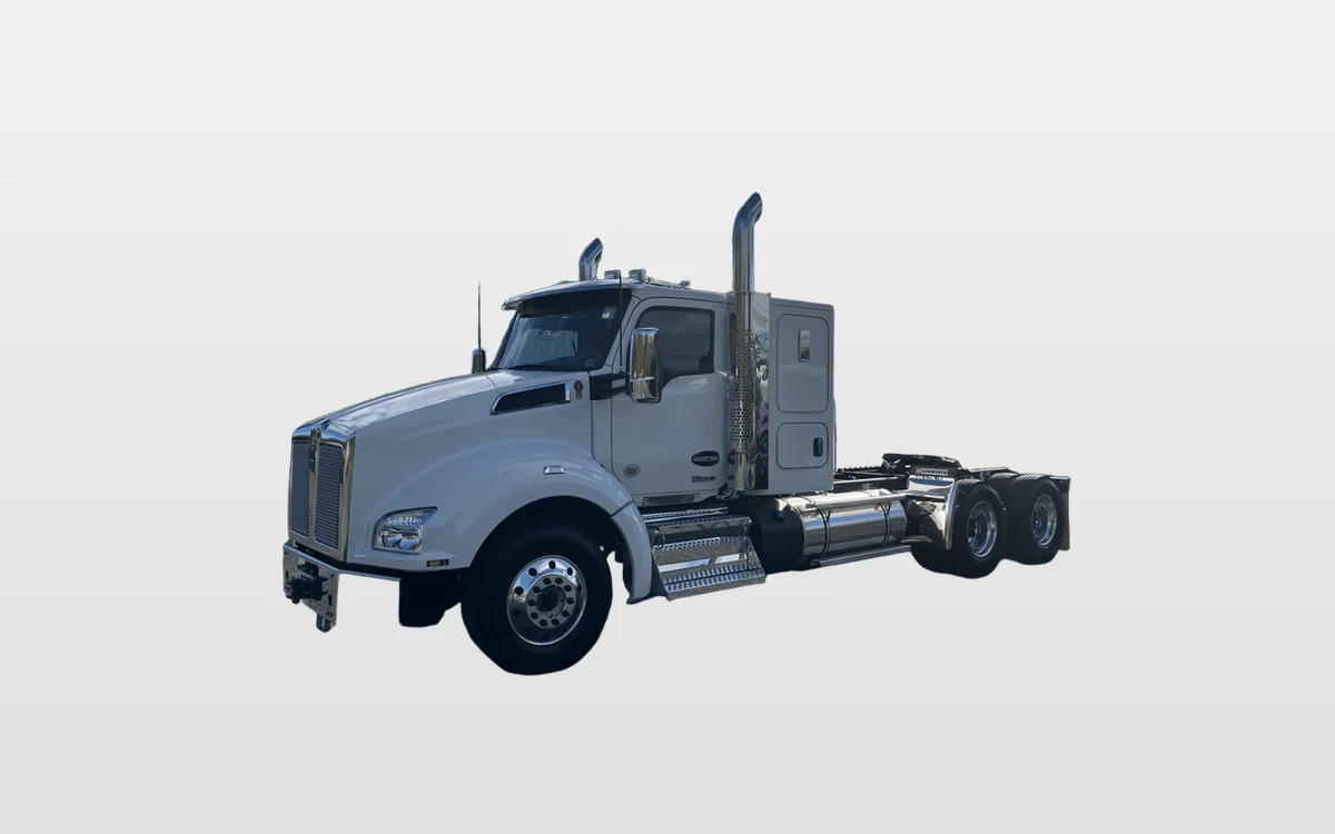 2026 Kenworth T880 - image 1