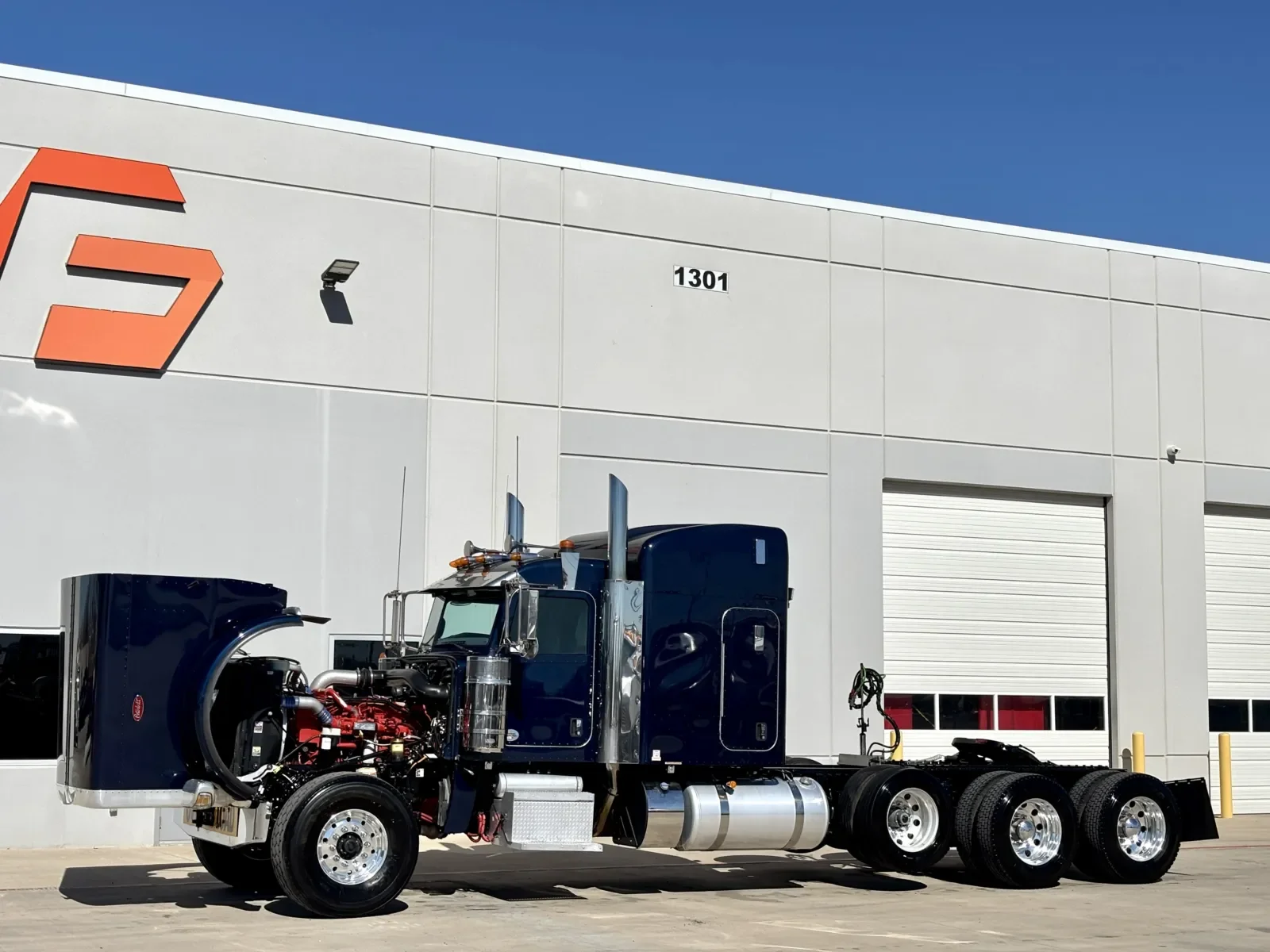 2024 Peterbilt 389 - image 10