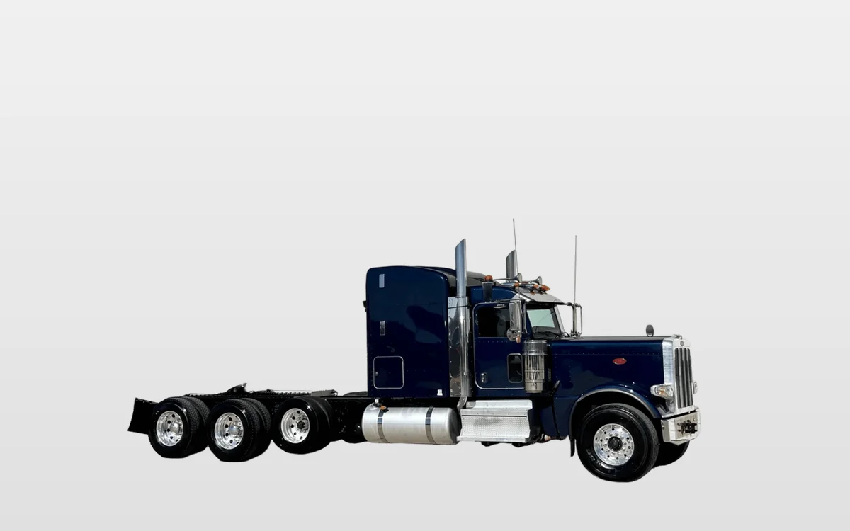 2024 Peterbilt 389 - image 1