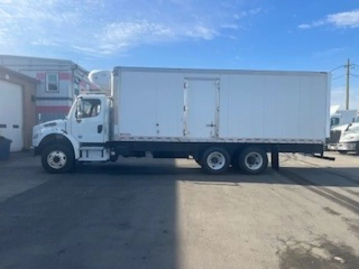 2020 Freightliner M2 106 - image 18