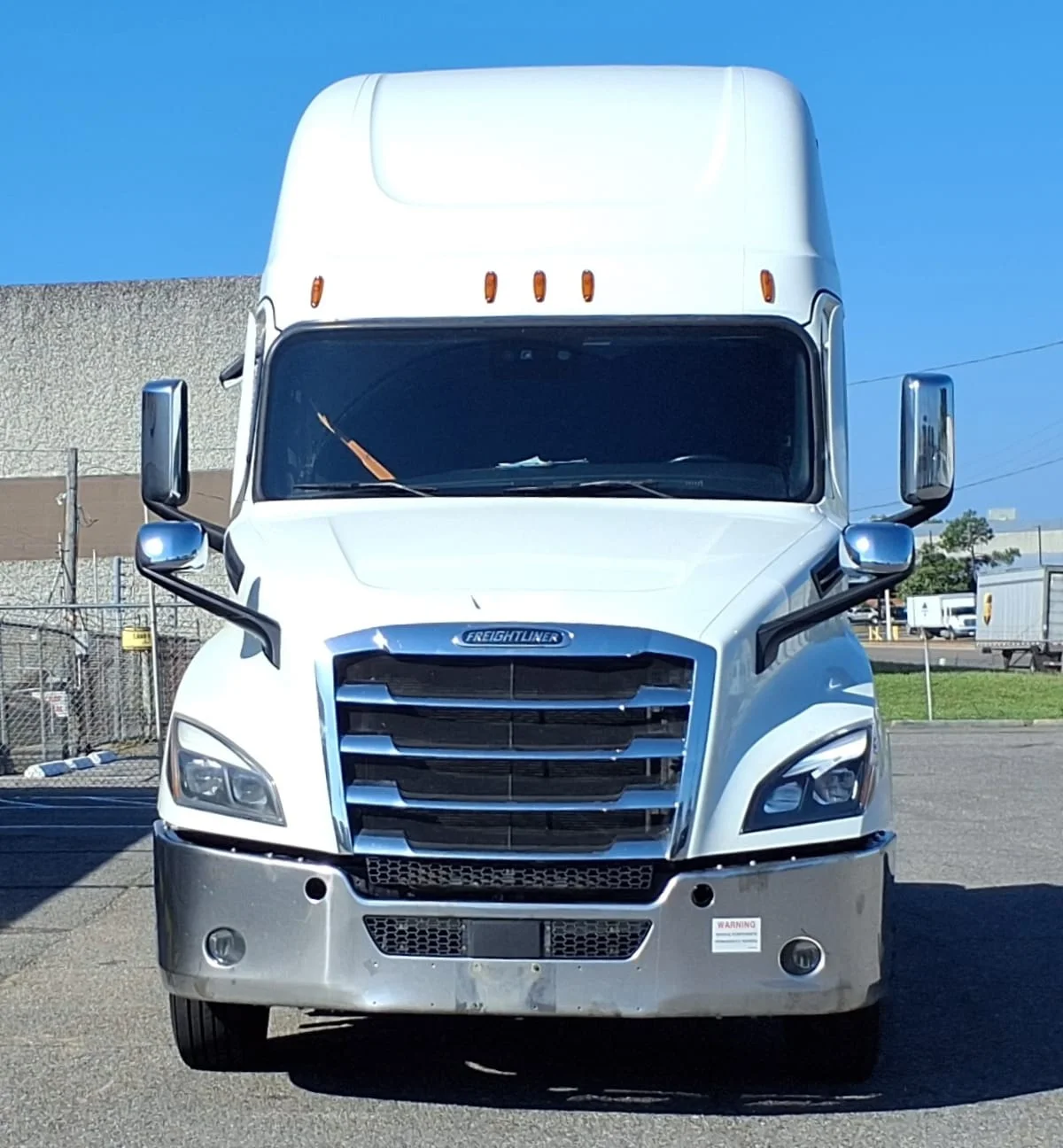 2021 Freightliner Cascadia in Memphis, TN — photo 2