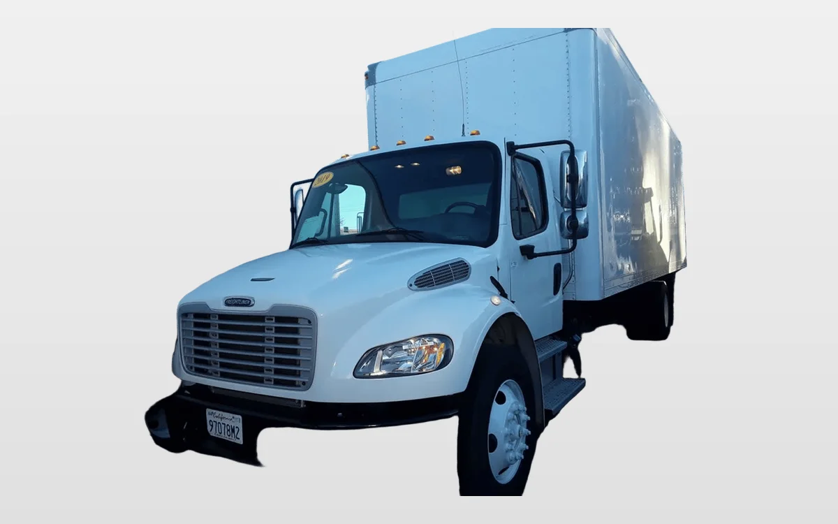 2019 Freightliner M2 106 - image 1