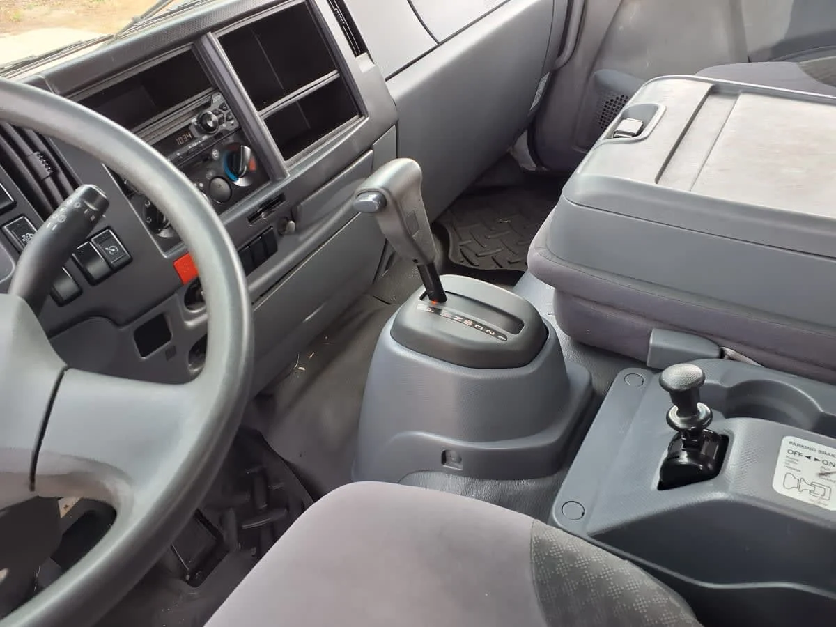 2019 Isuzu FTR - image 7