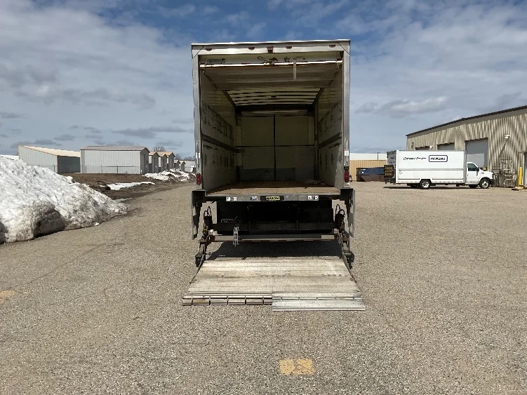 2020 Freightliner M2 106 - image 9