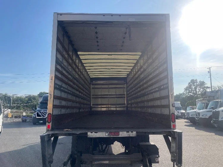 2022 Freightliner M2 106 - image 8