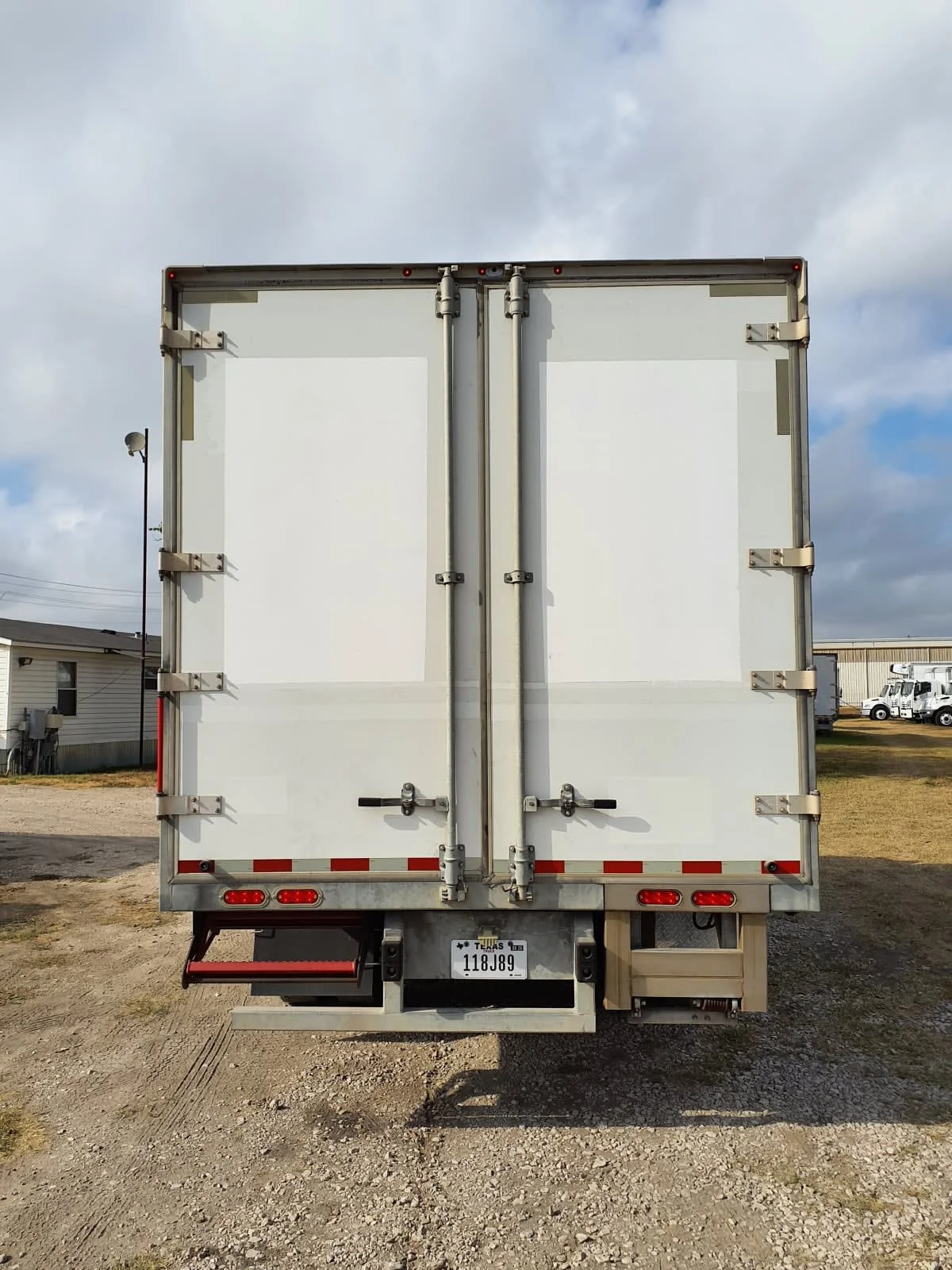 2021 International MV - image 5