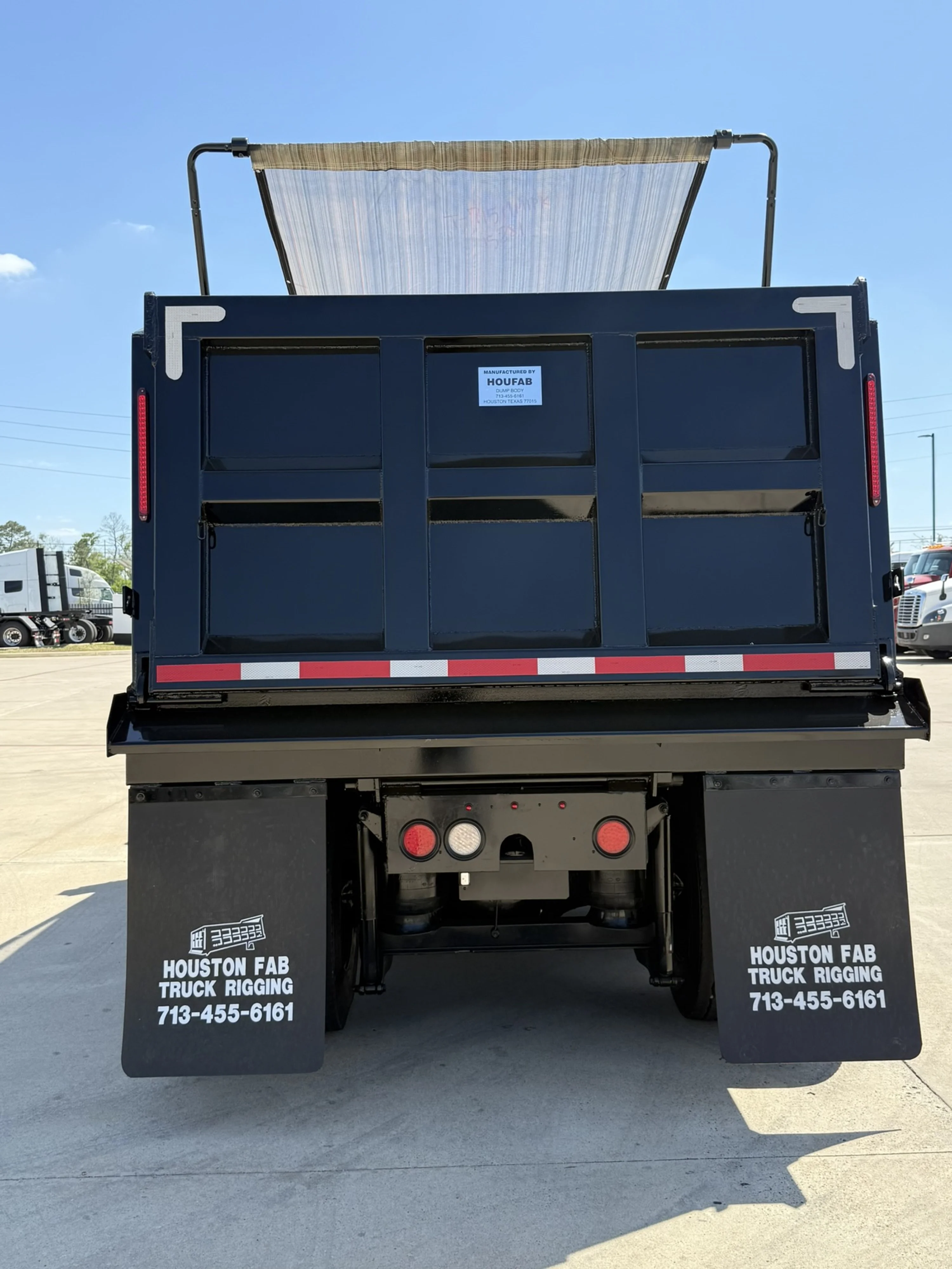 2017 Peterbilt 579 - image 19