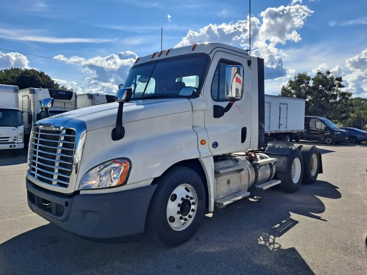 2020 Freightliner Cascadia