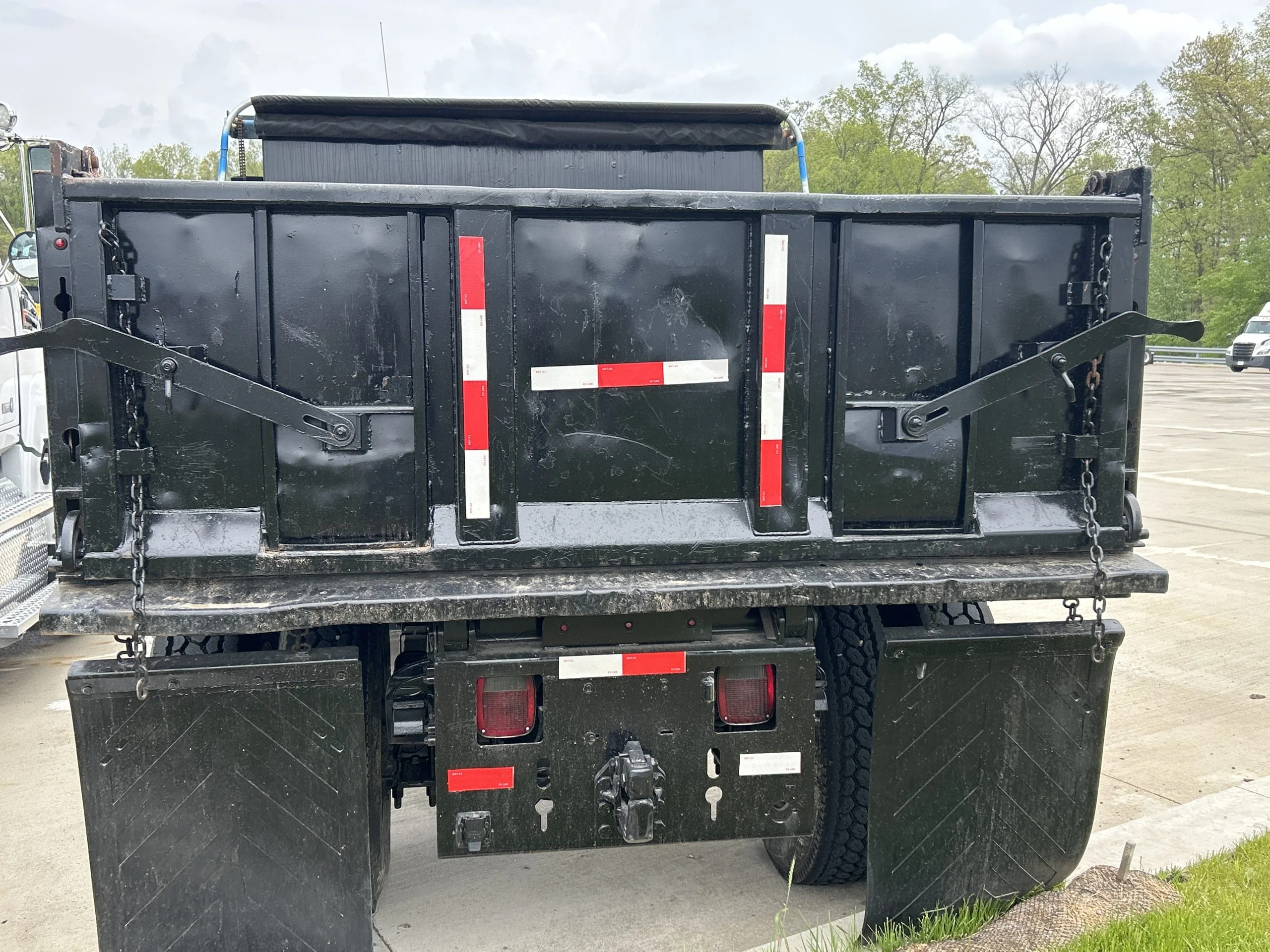 2017 Freightliner M2 106 in Lima, OH — photo 3