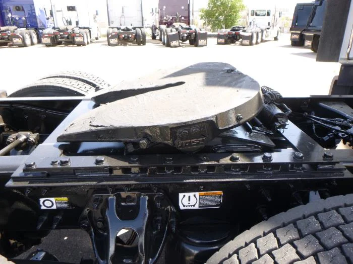 2021 Peterbilt 579 - image 11