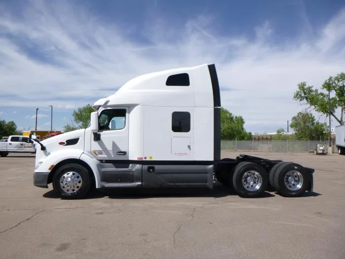 2021 Peterbilt 579 - image 6