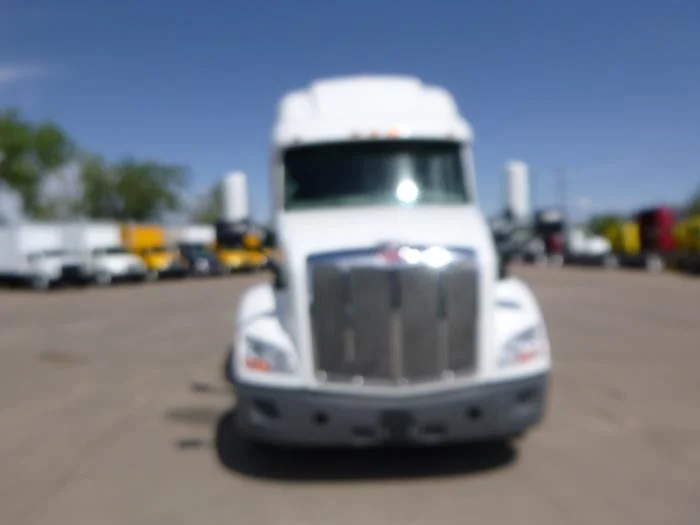 2021 Peterbilt 579 - image 5
