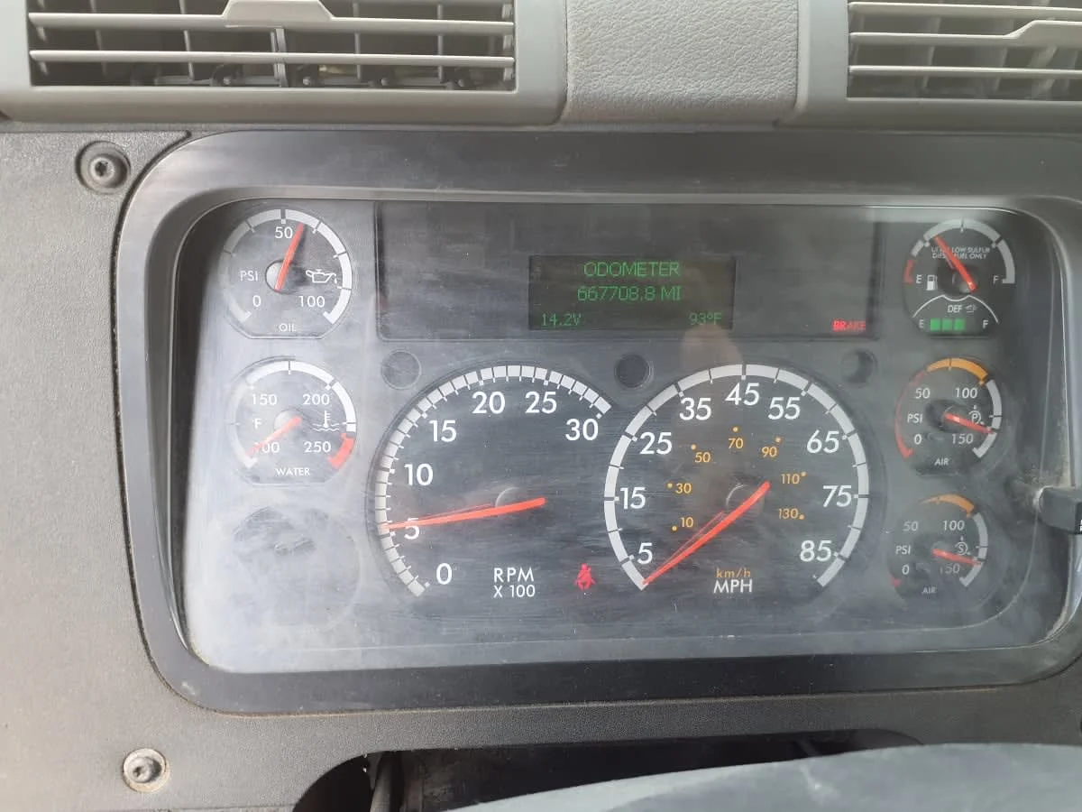 2018 Freightliner Cascadia in Clarksville, IN — photo 11
