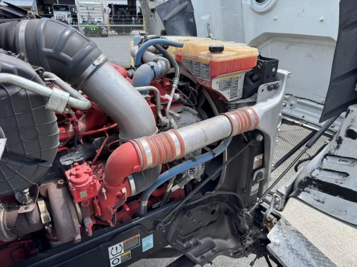 2022 Peterbilt 567 - image 25