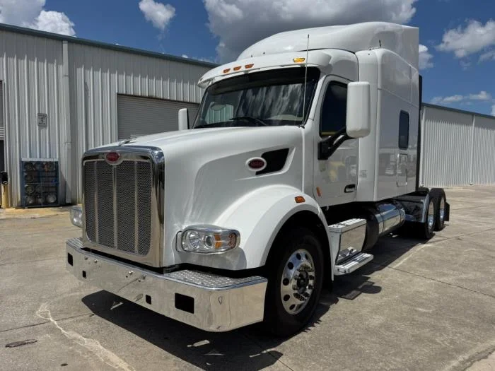2022 Peterbilt 567 - image 2