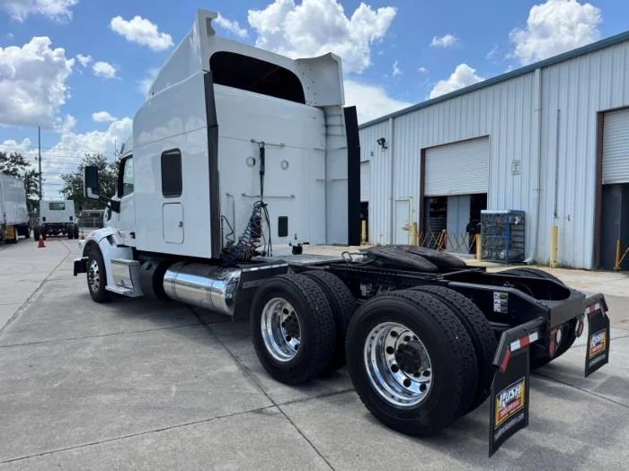 2022 Peterbilt 567 - image 8