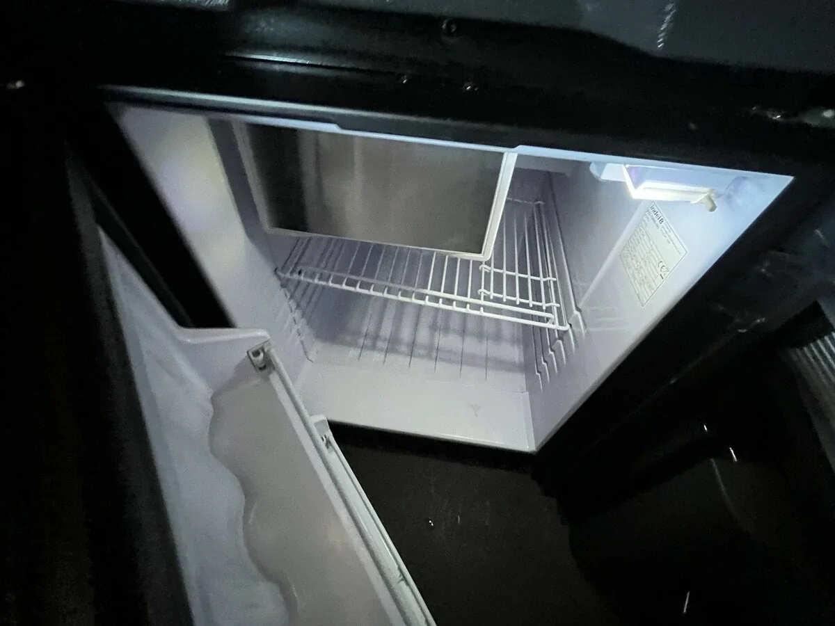 2025 Freightliner Cascadia - image 23