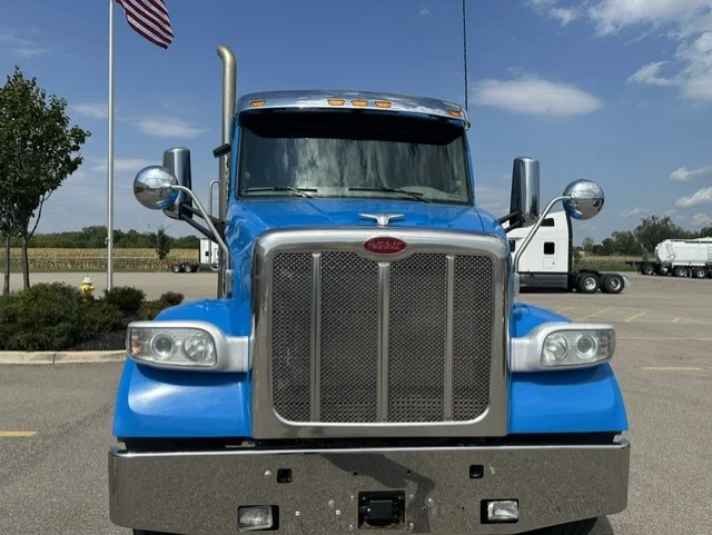 2021 Peterbilt 567 in Dayton, OH — photo 8