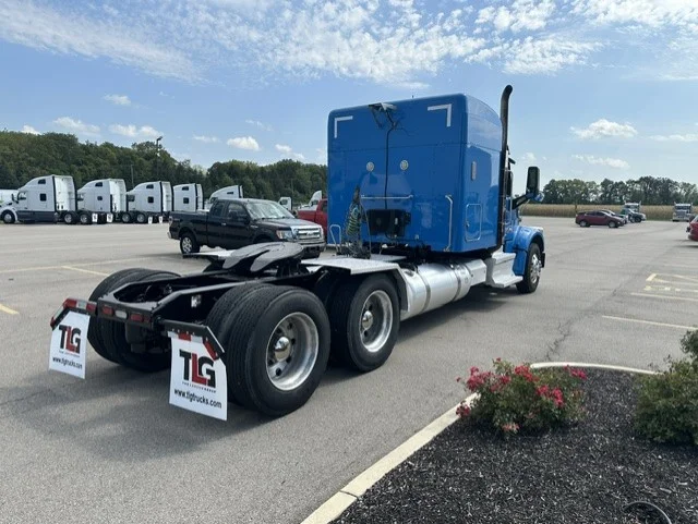 2021 Peterbilt 567 in Dayton, OH — photo 5