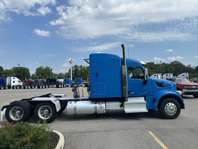 2021 Peterbilt 567 in Dayton, OH — photo 6