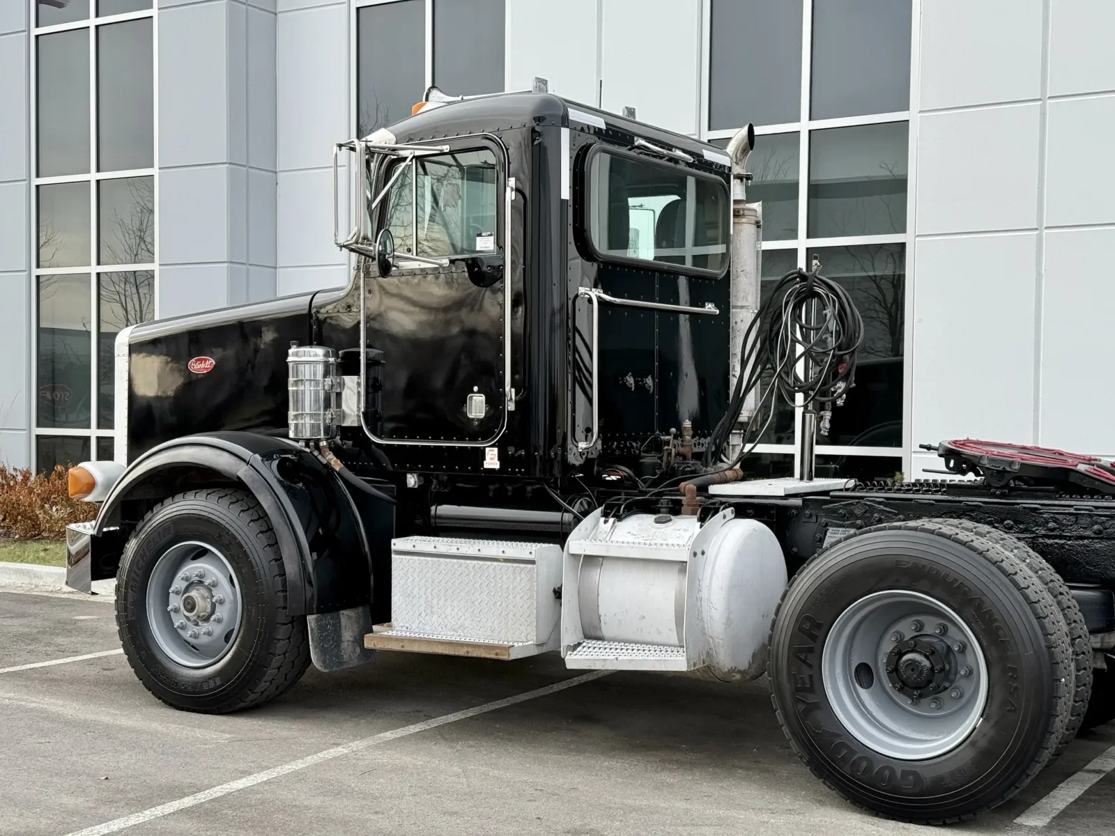 2003 Peterbilt in New Lenox, IL — photo 8
