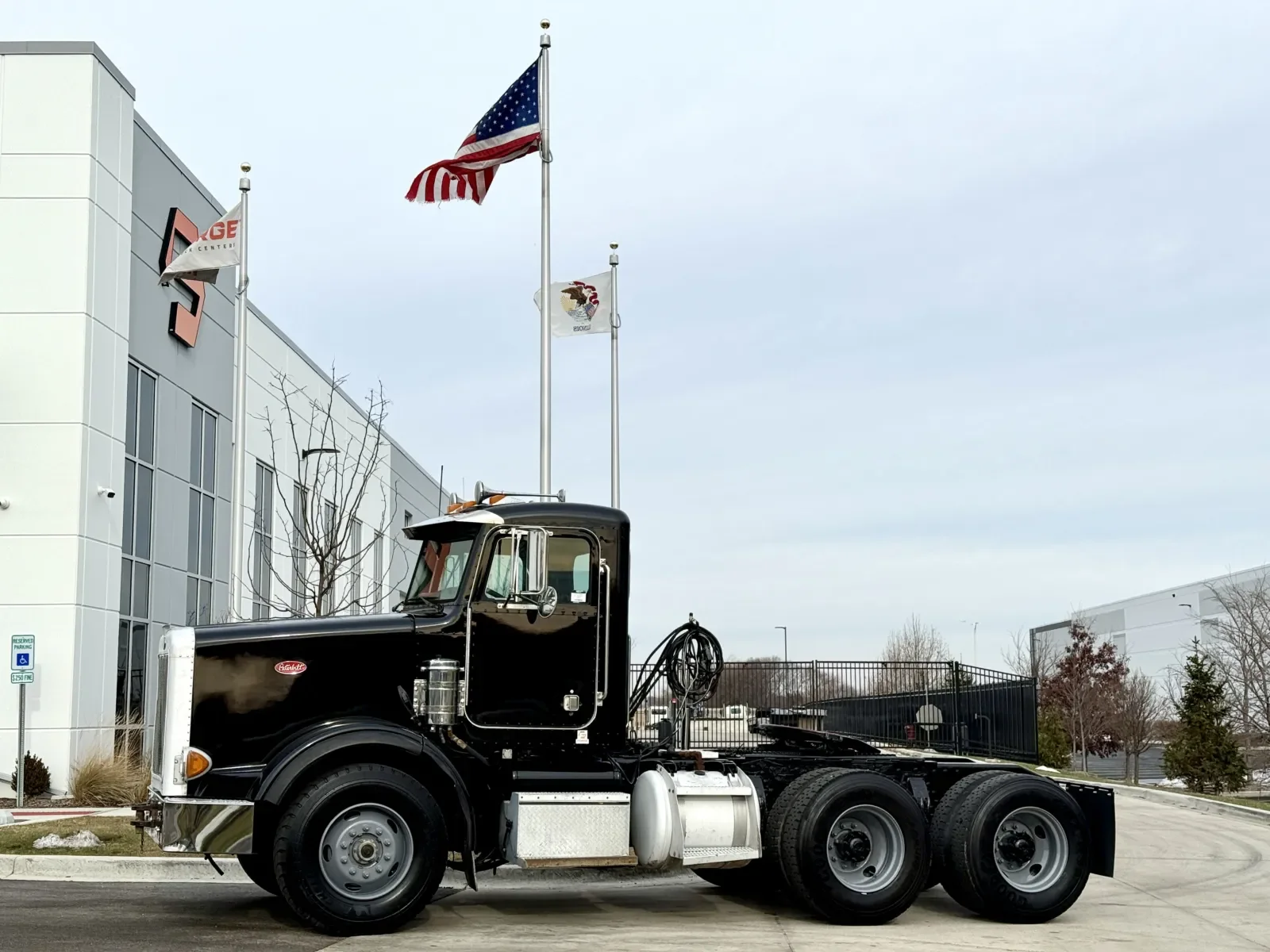 2003 Peterbilt
