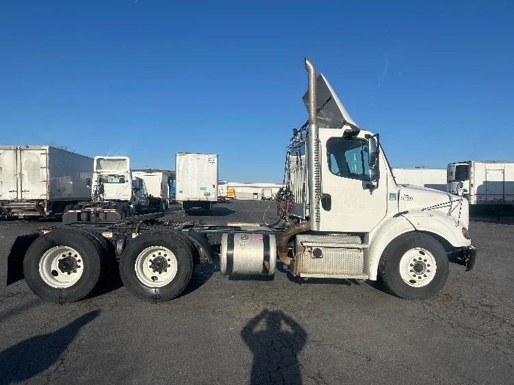 2020 Freightliner M2 112 - image 8