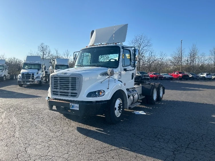 2020 Freightliner M2 112 - image 3