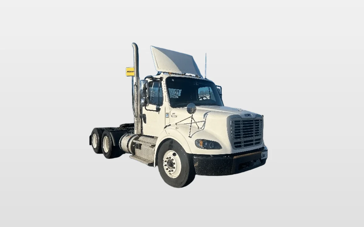 2020 Freightliner M2 112 - image 1