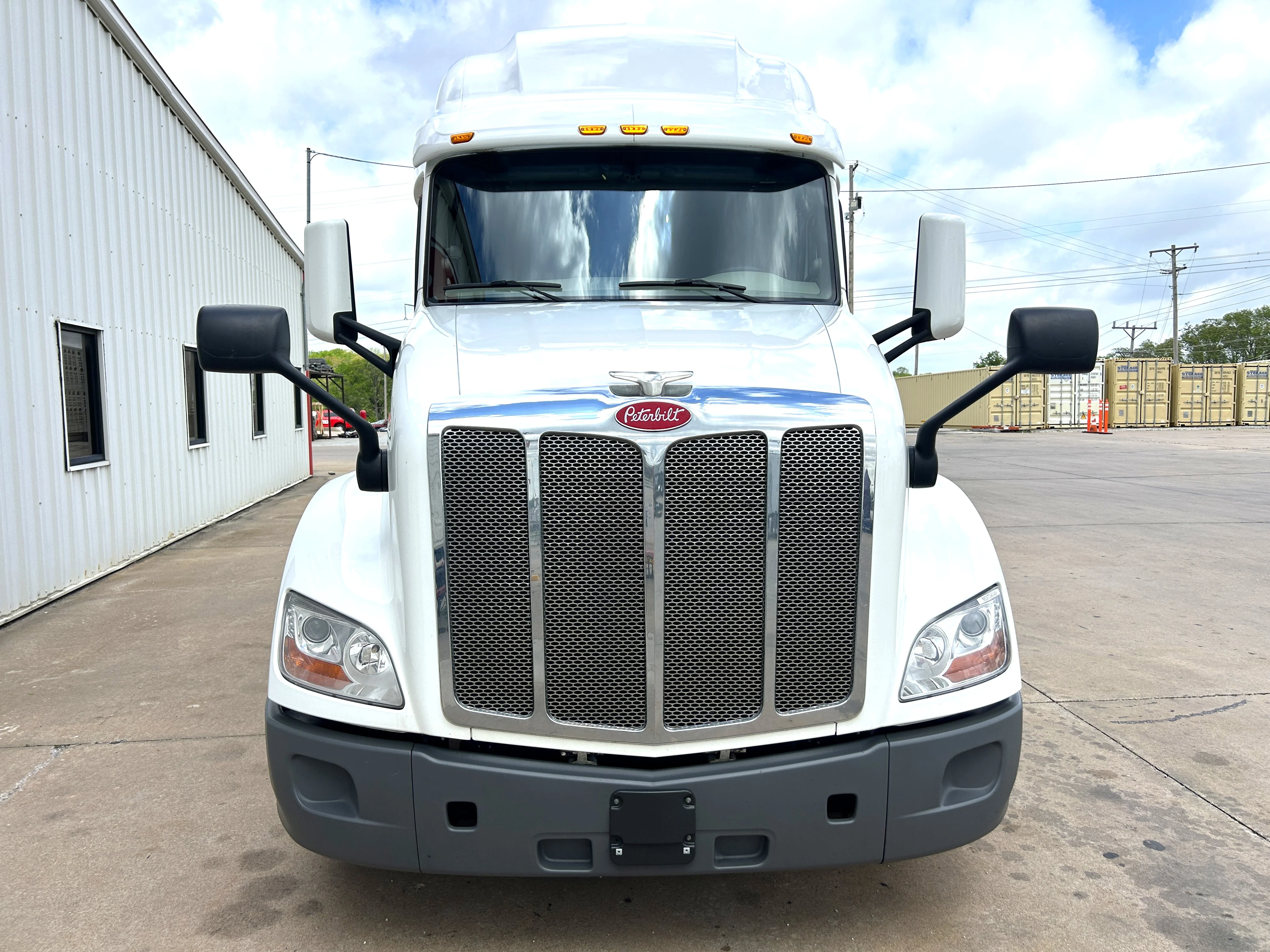 2021 Peterbilt 579 in Joplin, MO — photo 2