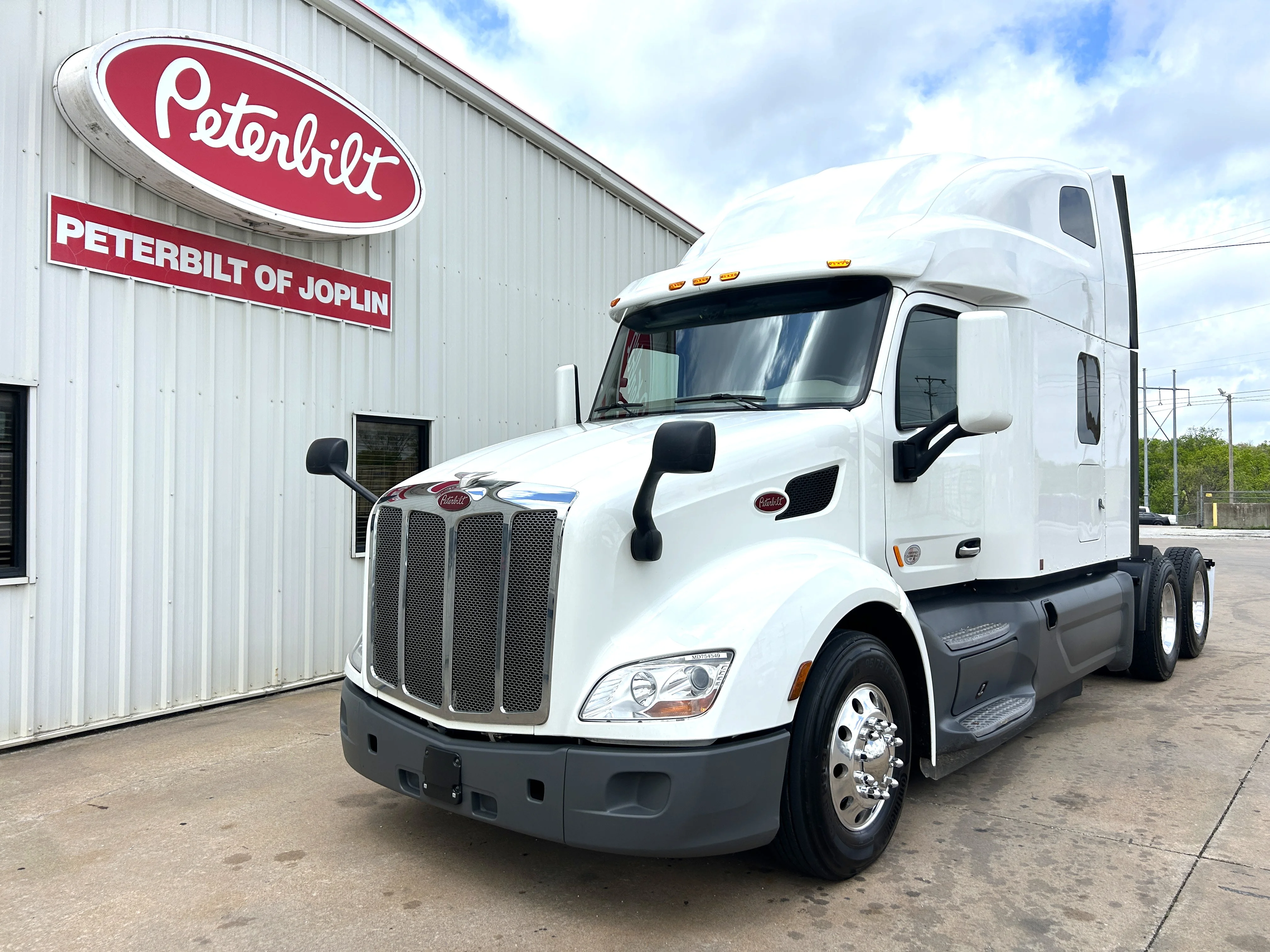 2021 Peterbilt 579 in Joplin, MO