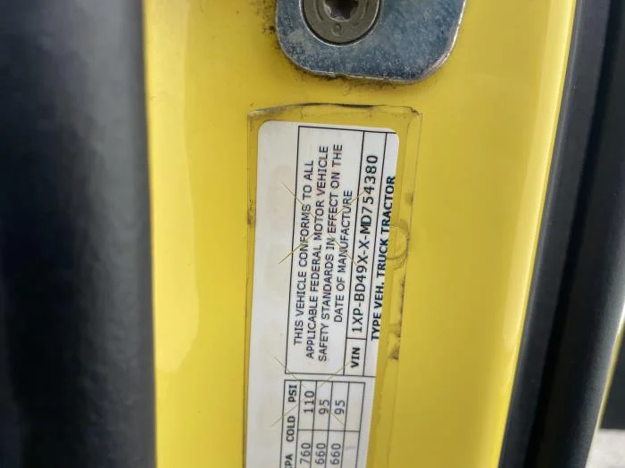 2021 Peterbilt 579 in Cincinnati, OH — photo 20