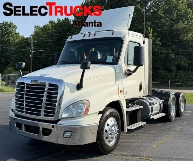 2019 FREIGHTLINER Cascadia 126