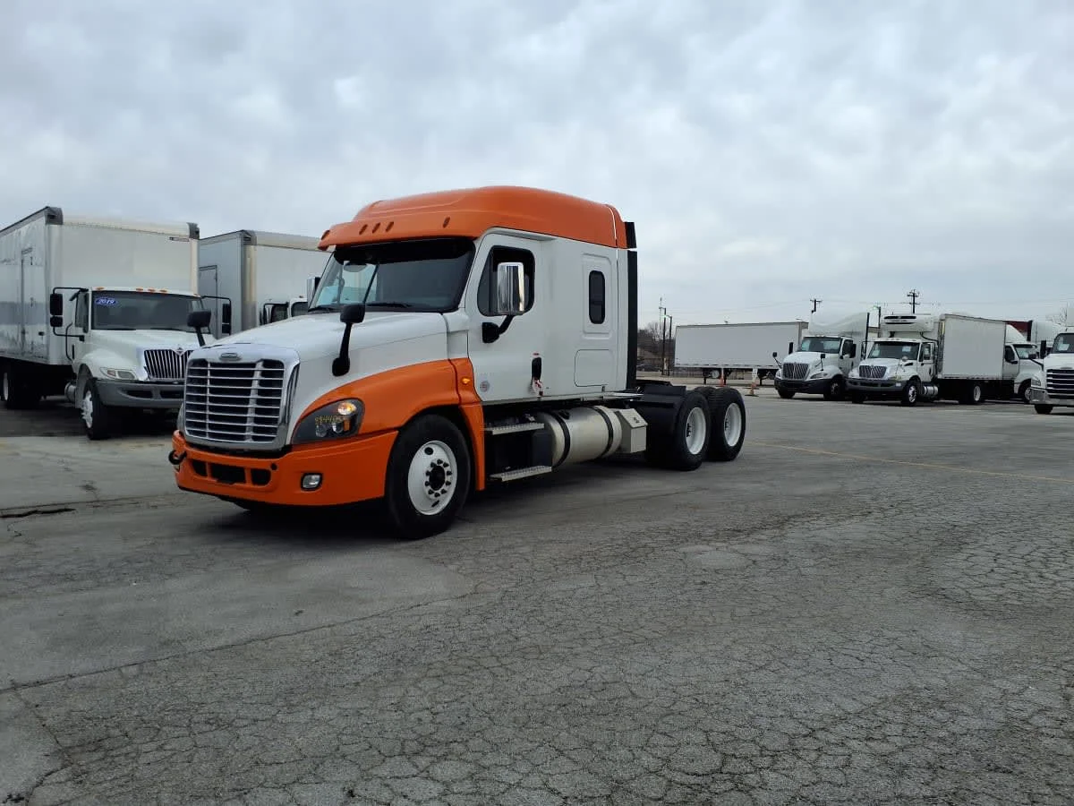 2020 Freightliner Cascadia in Fort Worth, TX