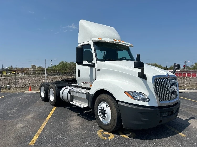 2019 International LT in La Porte, IN