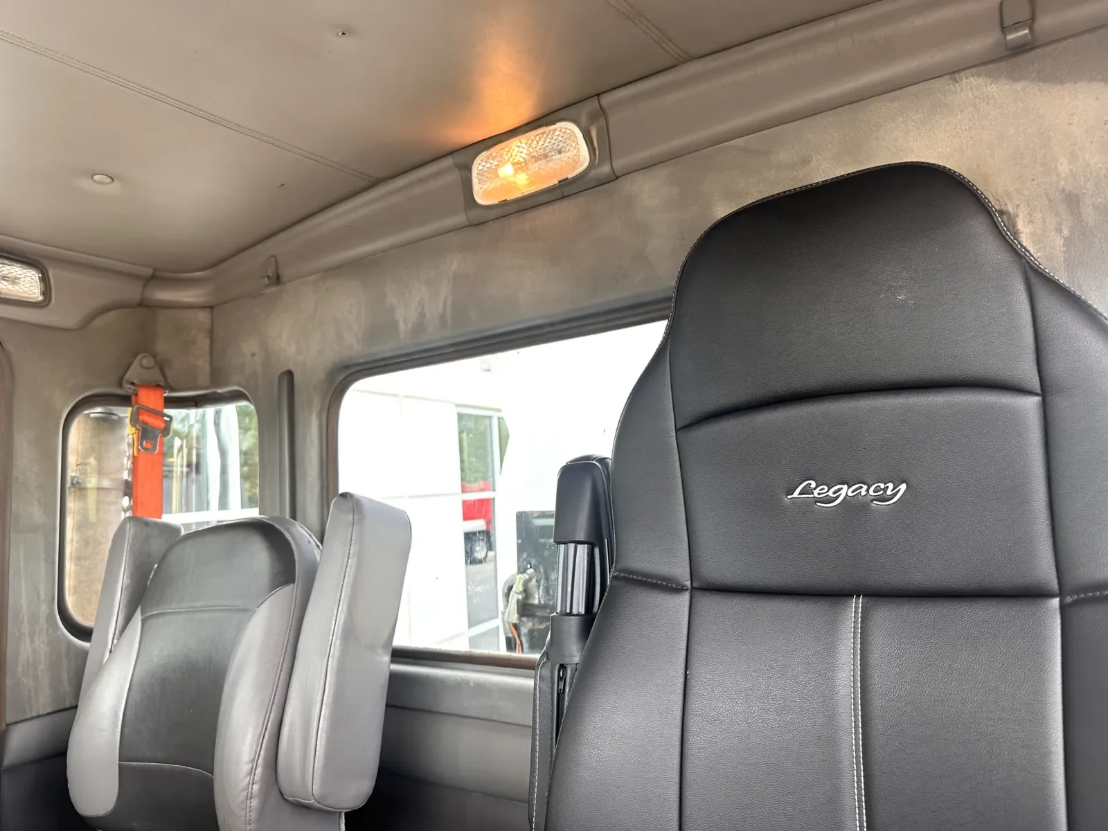 2012 Kenworth T800 in Greer, SC — photo 21