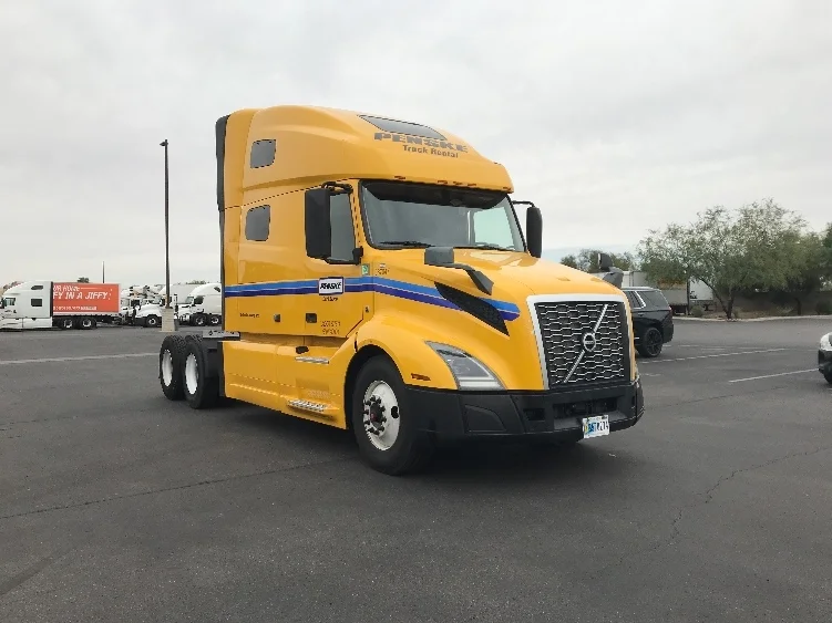 2022 Volvo VNL 760