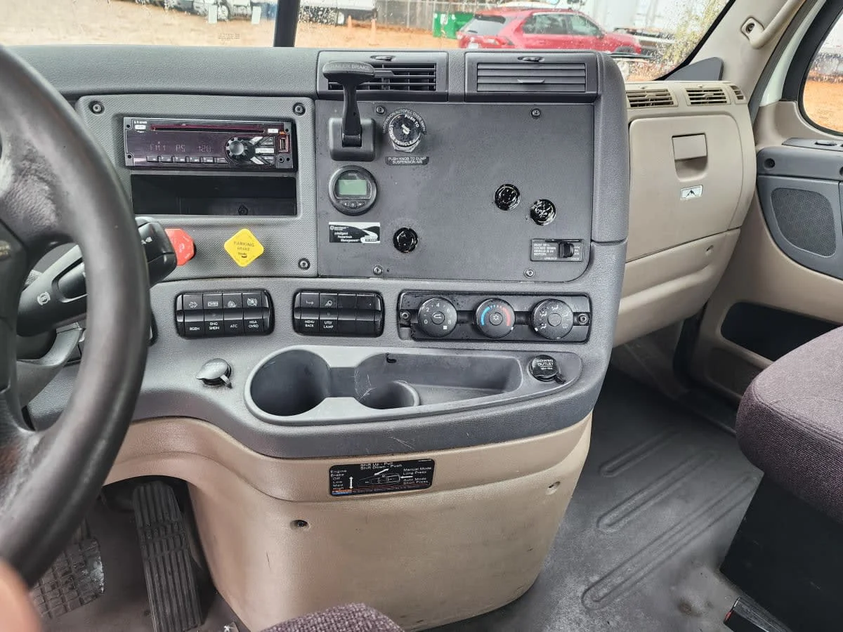2018 Freightliner Cascadia in Greensboro, NC — photo 8