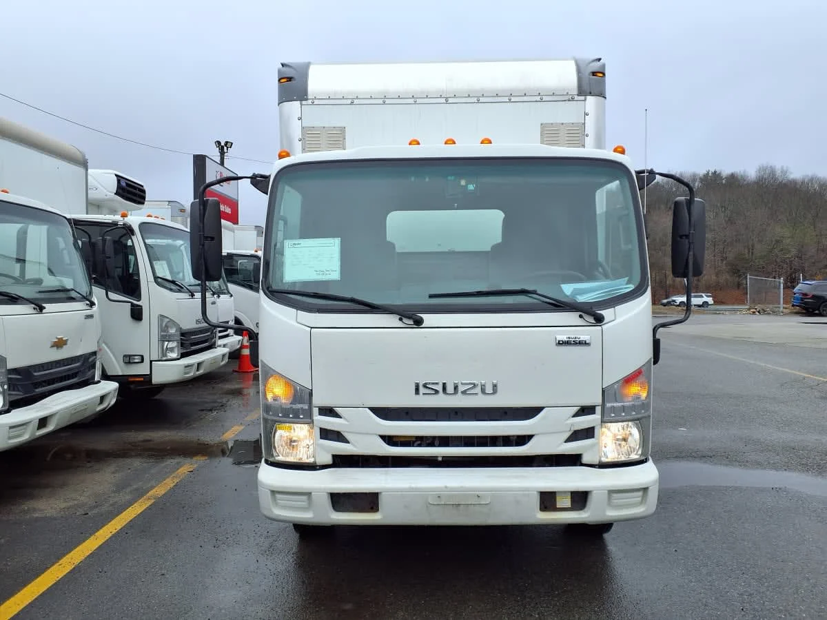 2019 Isuzu NQR - image 2
