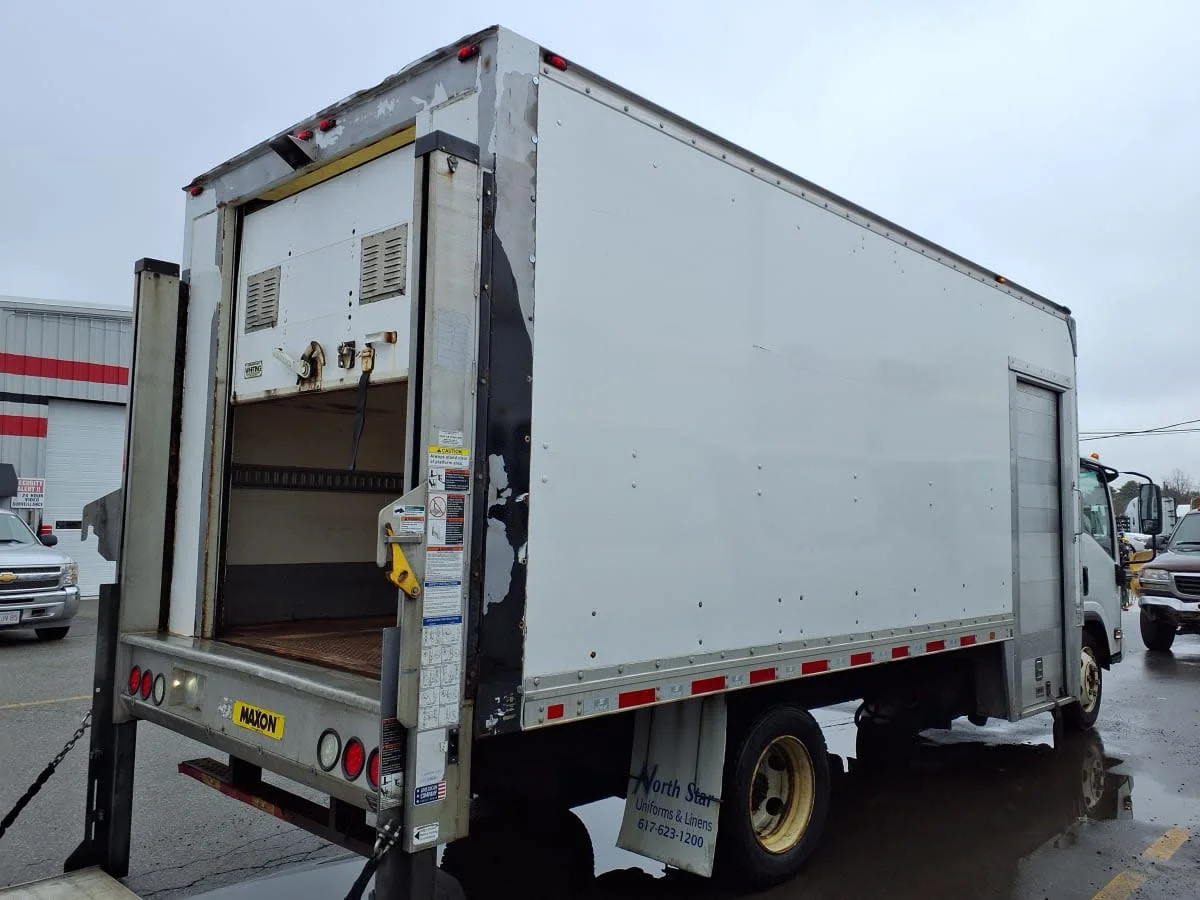 2019 Isuzu NQR - image 4