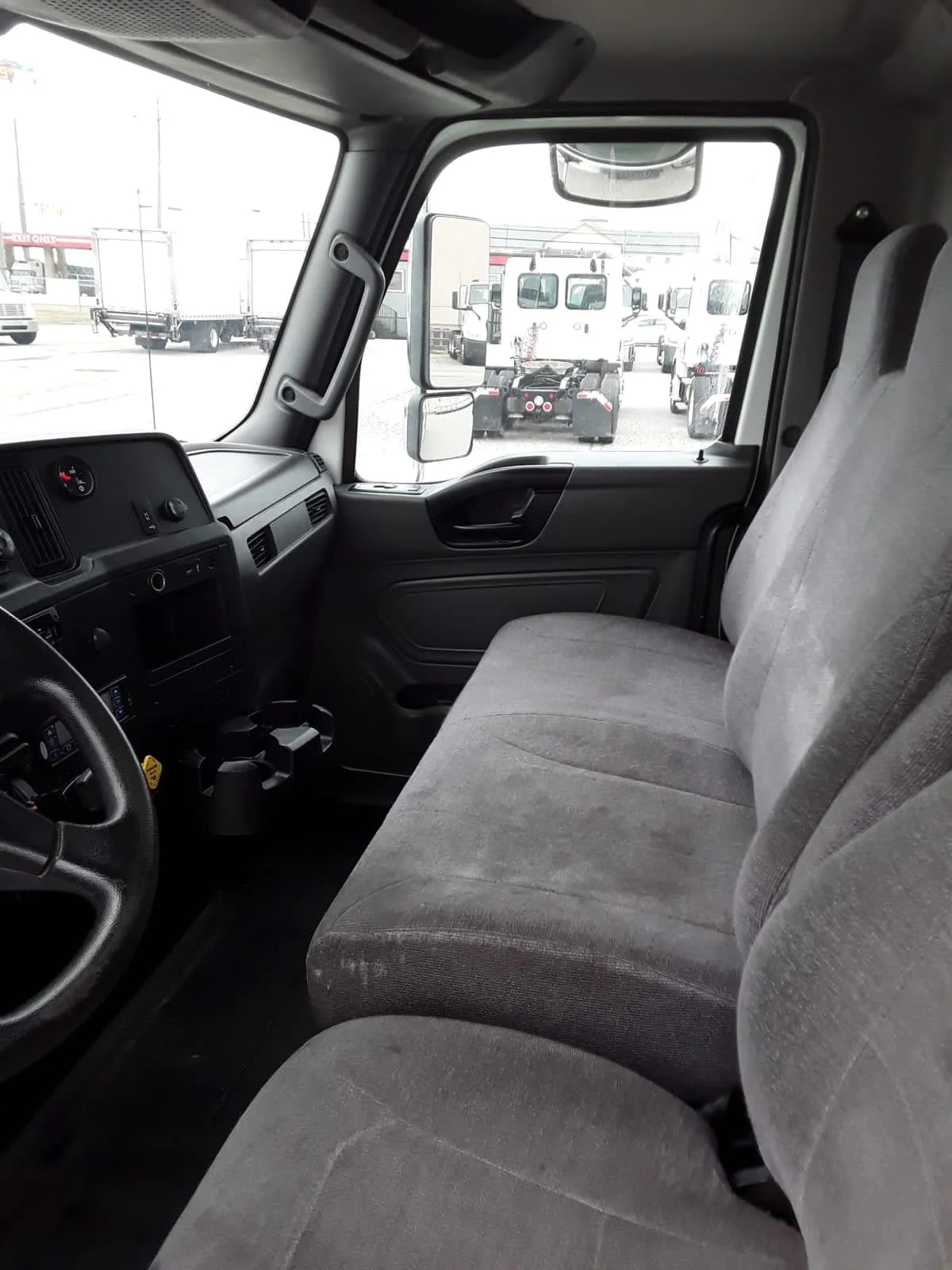2020 International MV in La Vergne, TN — photo 8
