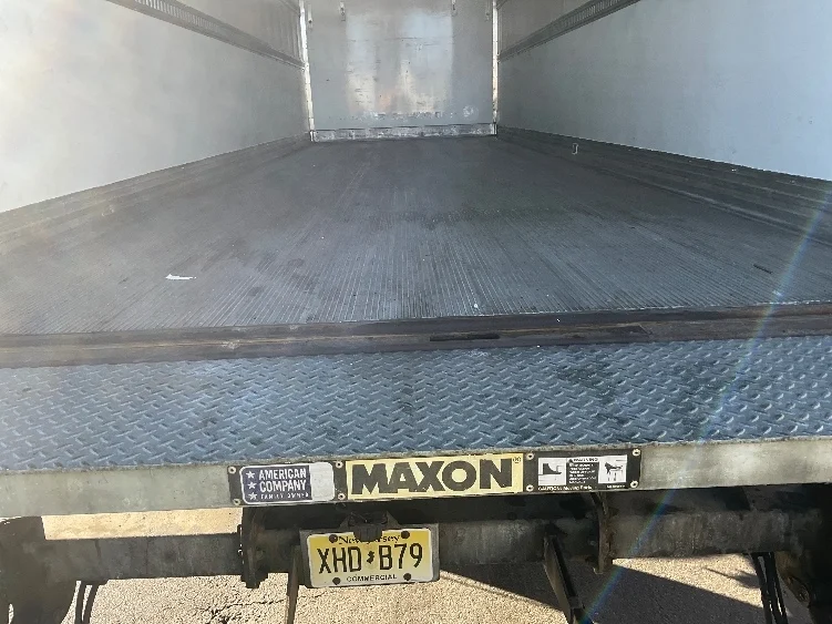 2019 Freightliner M2 106 - image 10