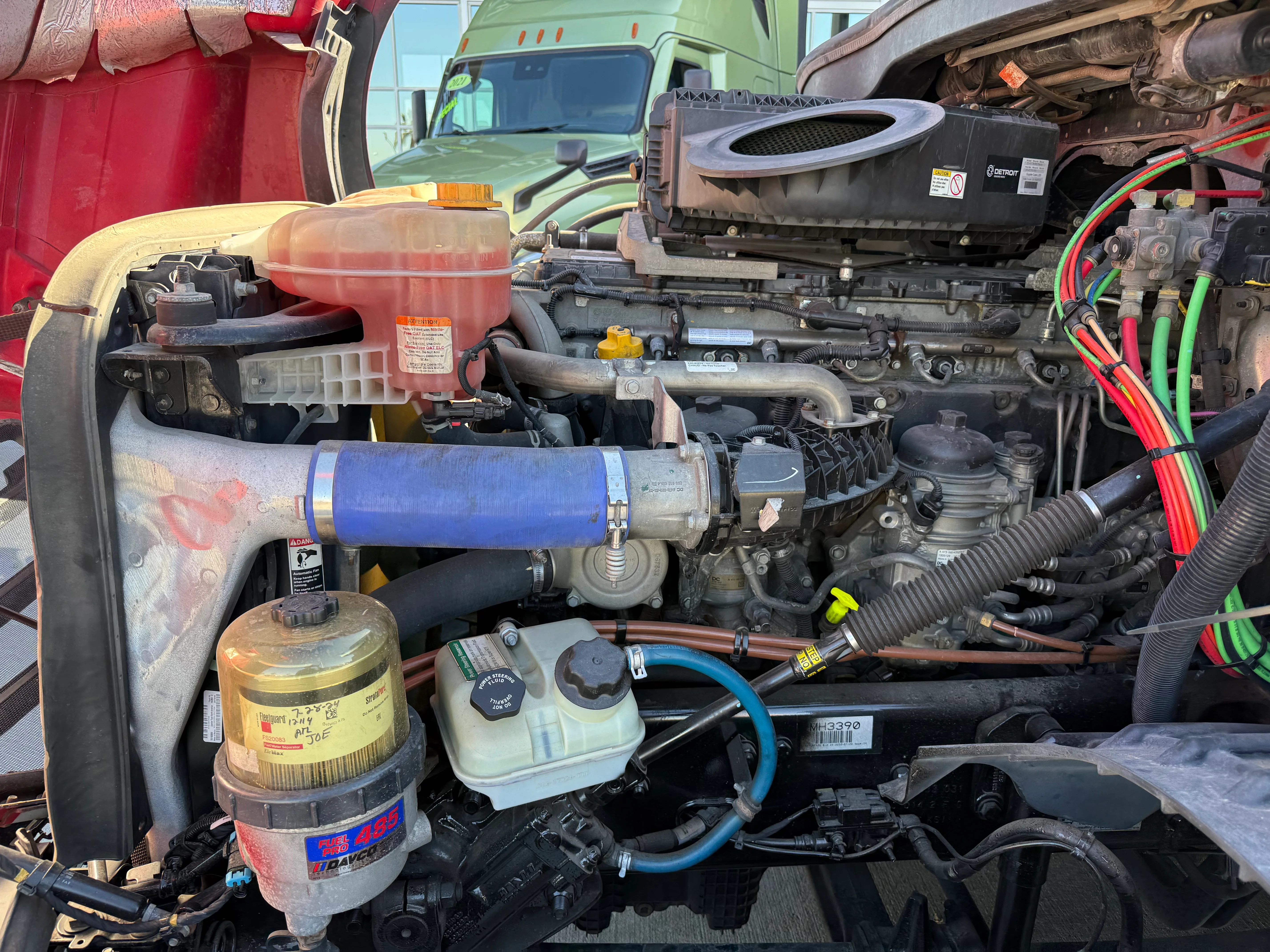 2021 Freightliner Cascadia in Phoenix, AZ — photo 10