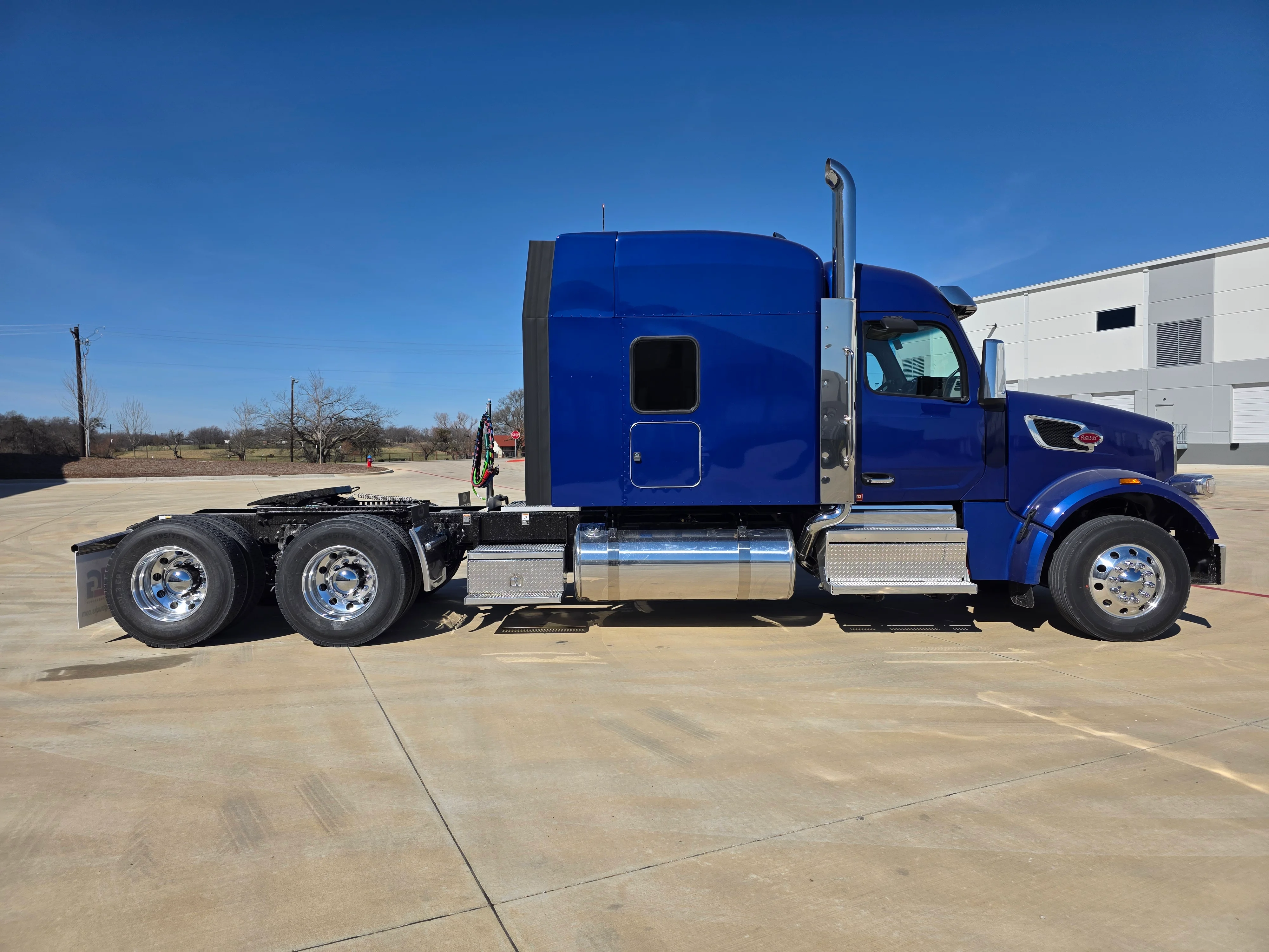 2027 Peterbilt 567 in Louisville, KY — photo 6