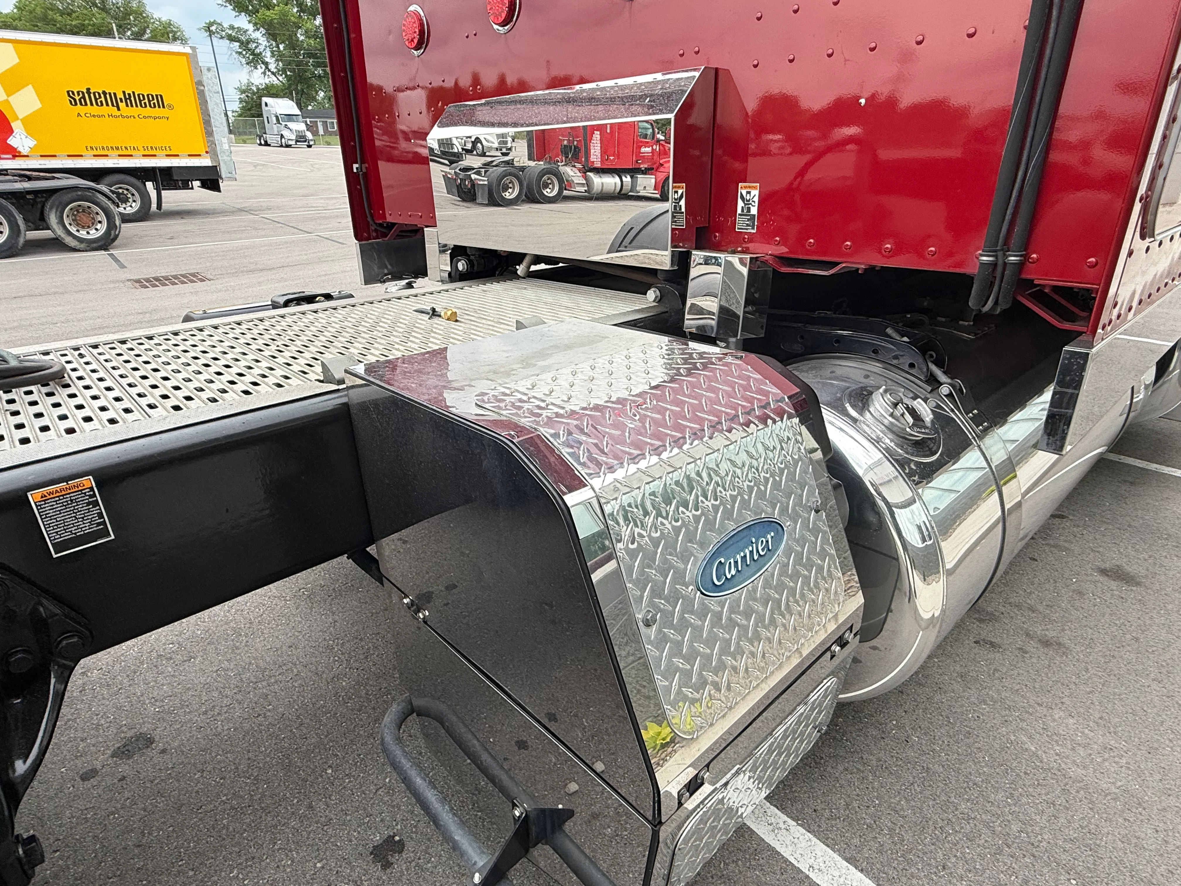 2023 Peterbilt 389 in Louisville, KY — photo 6