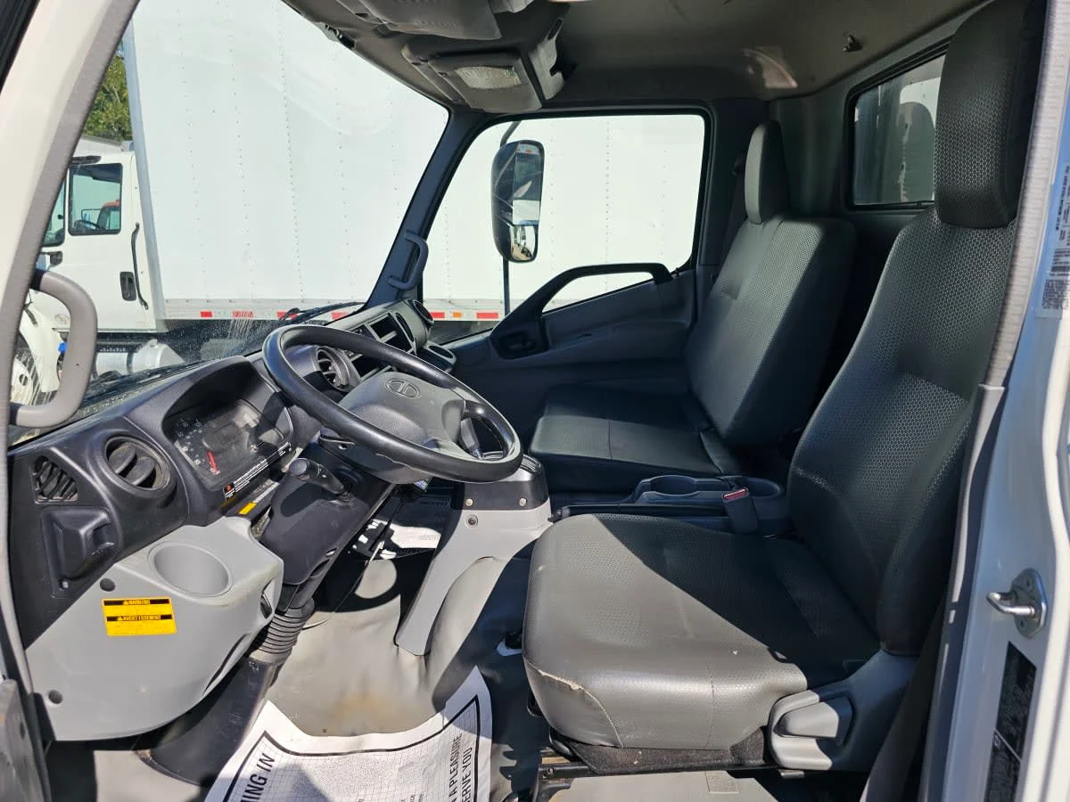 2019 Hino 195 in Bensalem, PA — photo 8