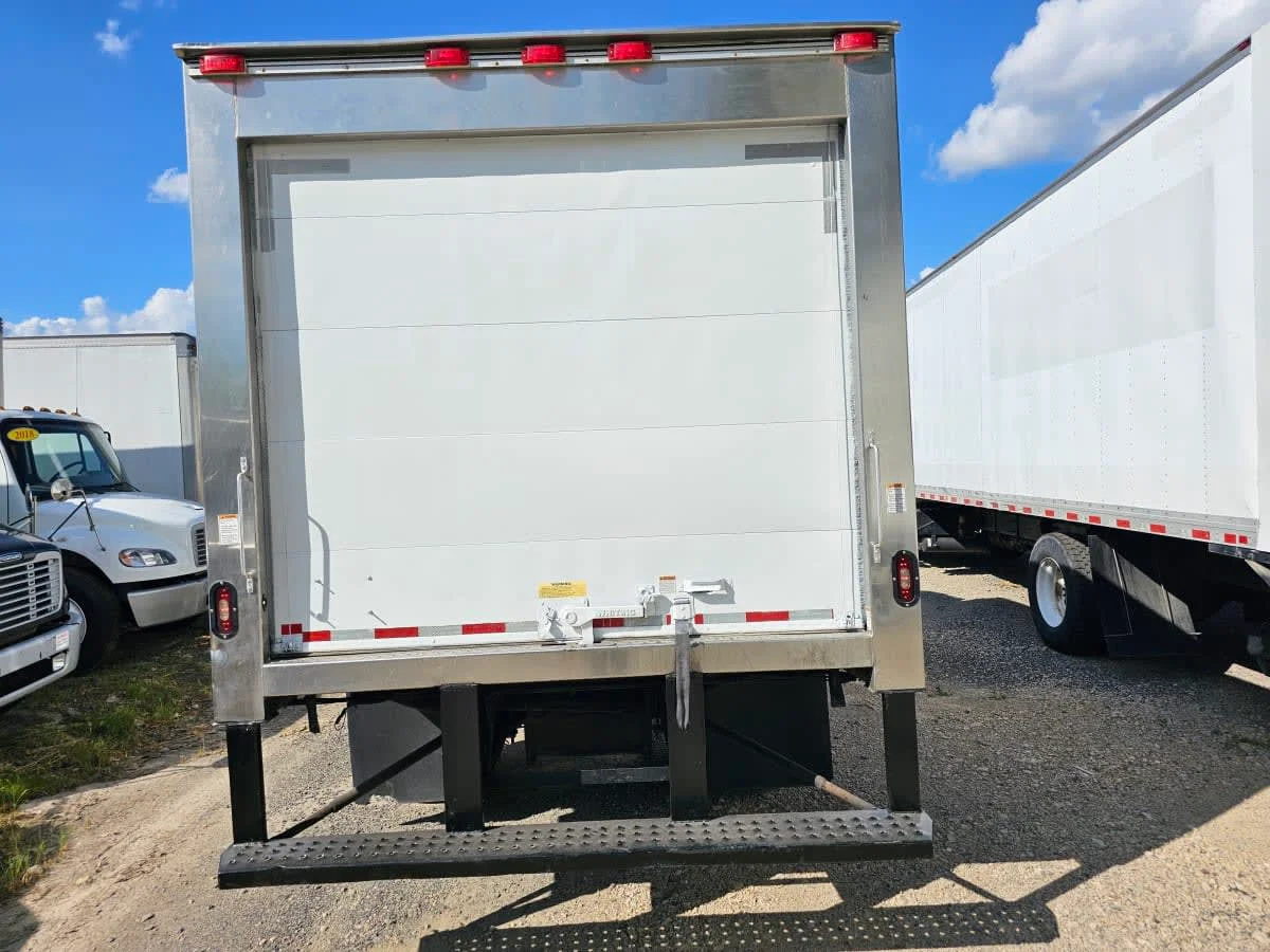 2019 Hino 195 in Bensalem, PA — photo 5